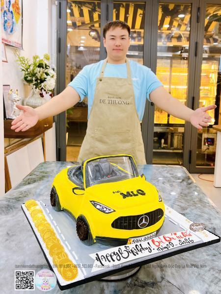 banh-sieu-xe-mercedes-mau-vang-2 banh-sieu-xe-mercedes-mau-vang-2
