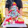 banh-kem-cay-thong-noel-mau-xanh-duong