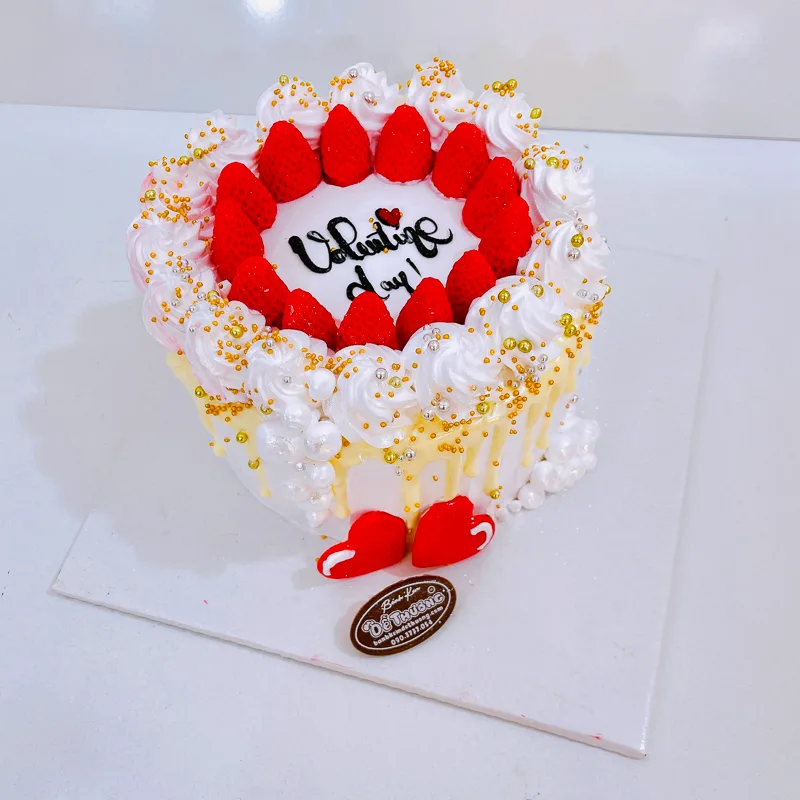 banh-kem-valentine-dau-tay