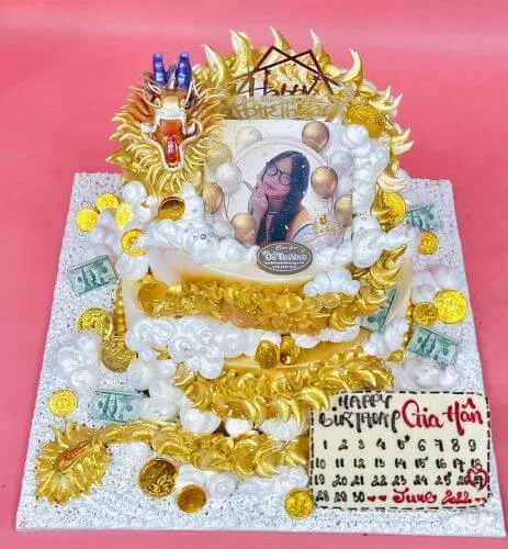 bánh kem con rồng in hình socola
