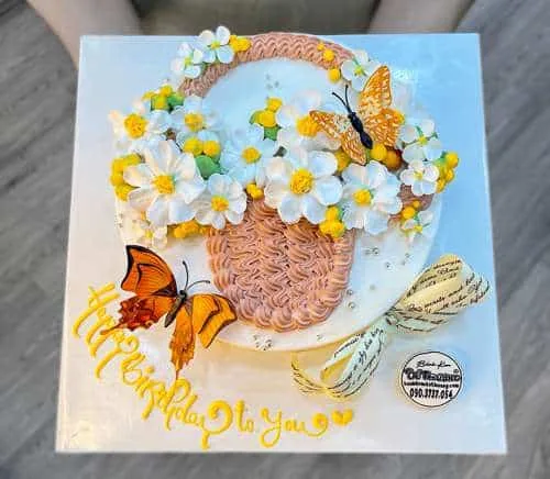 bánh kem giỏ hoa cúc vàng tươi xinh xắn