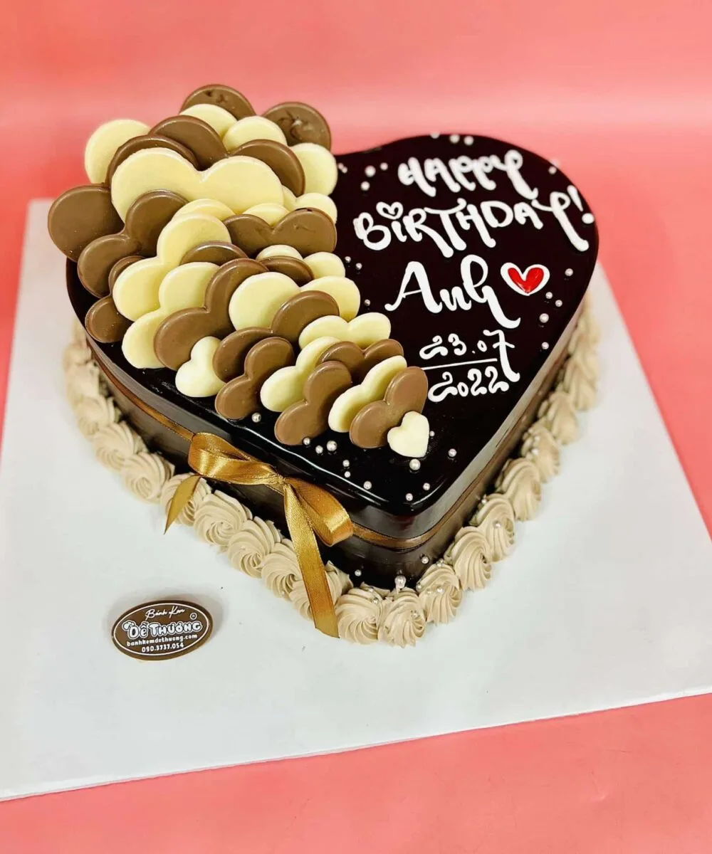 bánh kem dễ thương socola trái tim